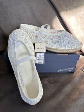 Universal Thread White Floral Lace Espadrille Flats with Elastic Strap